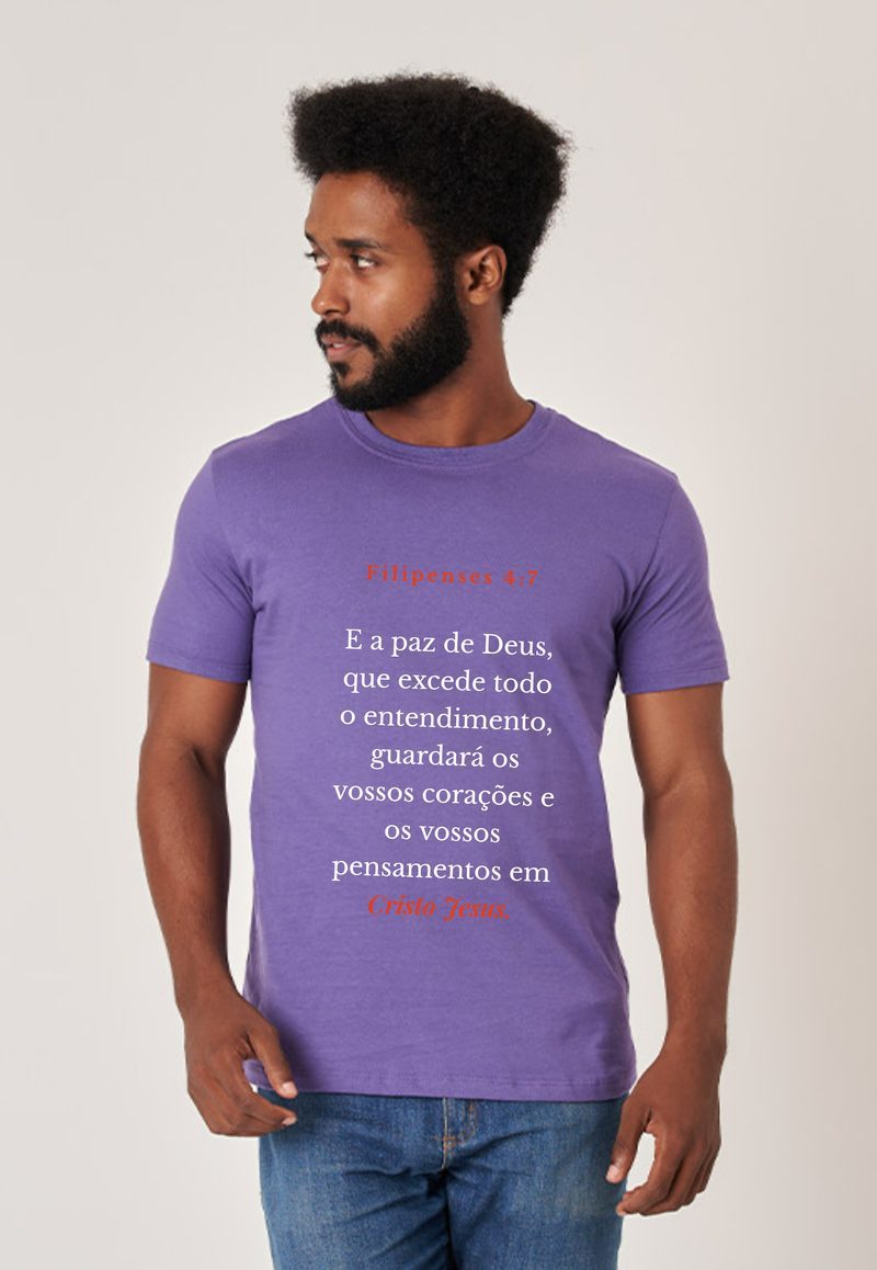 Filipenses 4:7 — Camiseta — Texto Branco